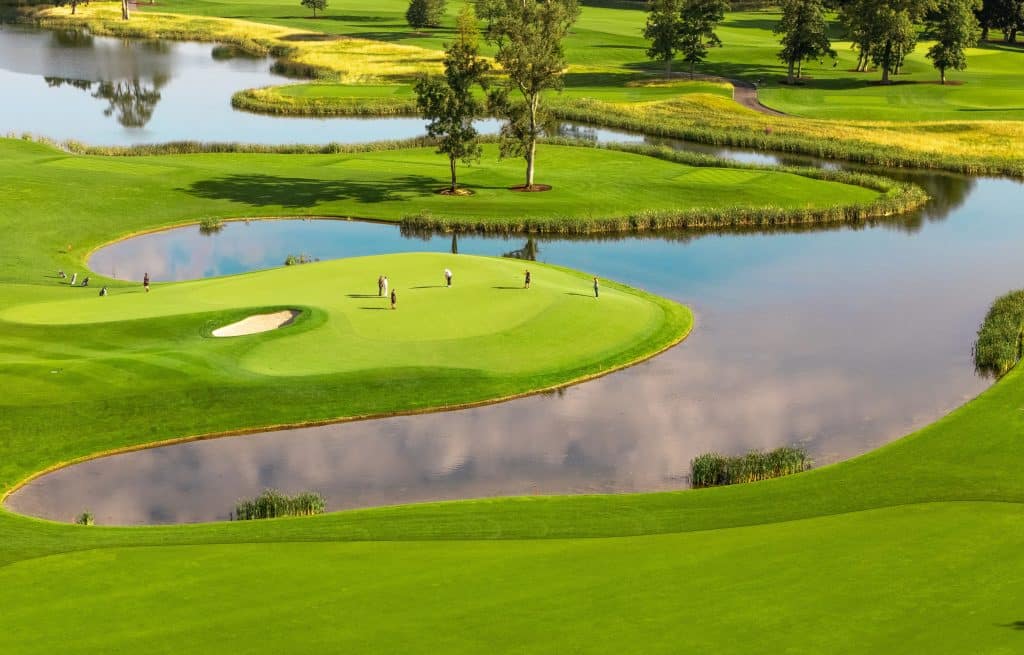 Irlande Dans la peau d'un châtelain parcours de golf vue du ciel