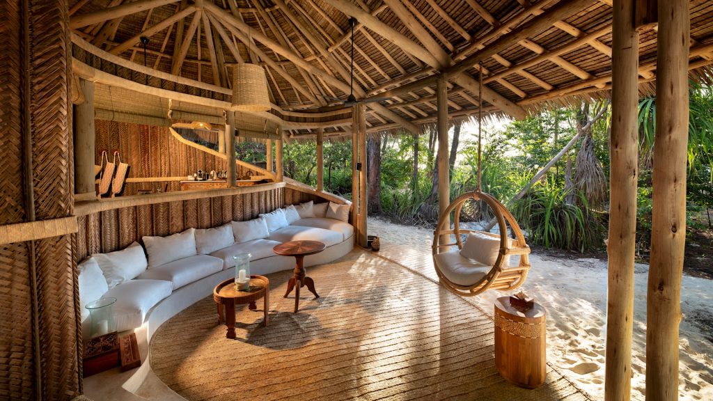 Zanzibar Mnemba Island banda lounge